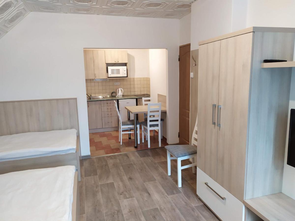 Apartmany Okoun Velké Losiny エクステリア 写真
